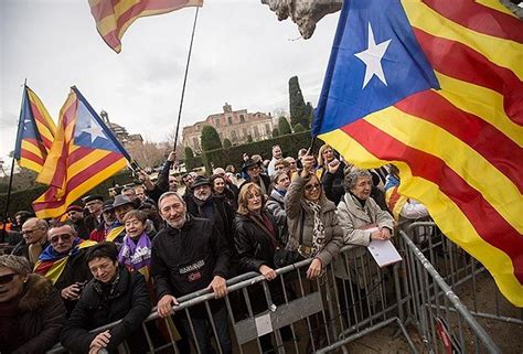 K­a­t­a­l­o­n­y­a­ ­B­a­ğ­ı­m­s­ı­z­l­ı­k­ ­R­e­f­e­r­a­n­d­u­m­u­ ­R­e­d­d­e­d­i­l­d­i­